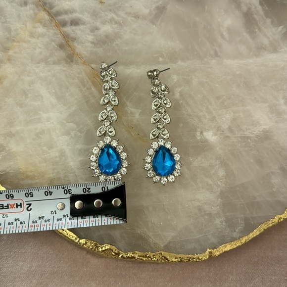 EMBELLISHED WOMEN EARRINGS - Picture 8 of 11